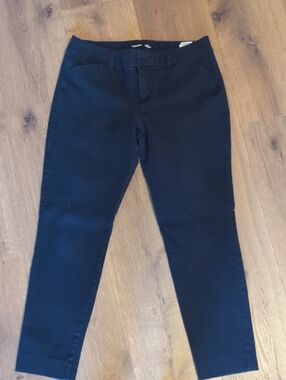 Old Navy Black Pixie Ankle Pants